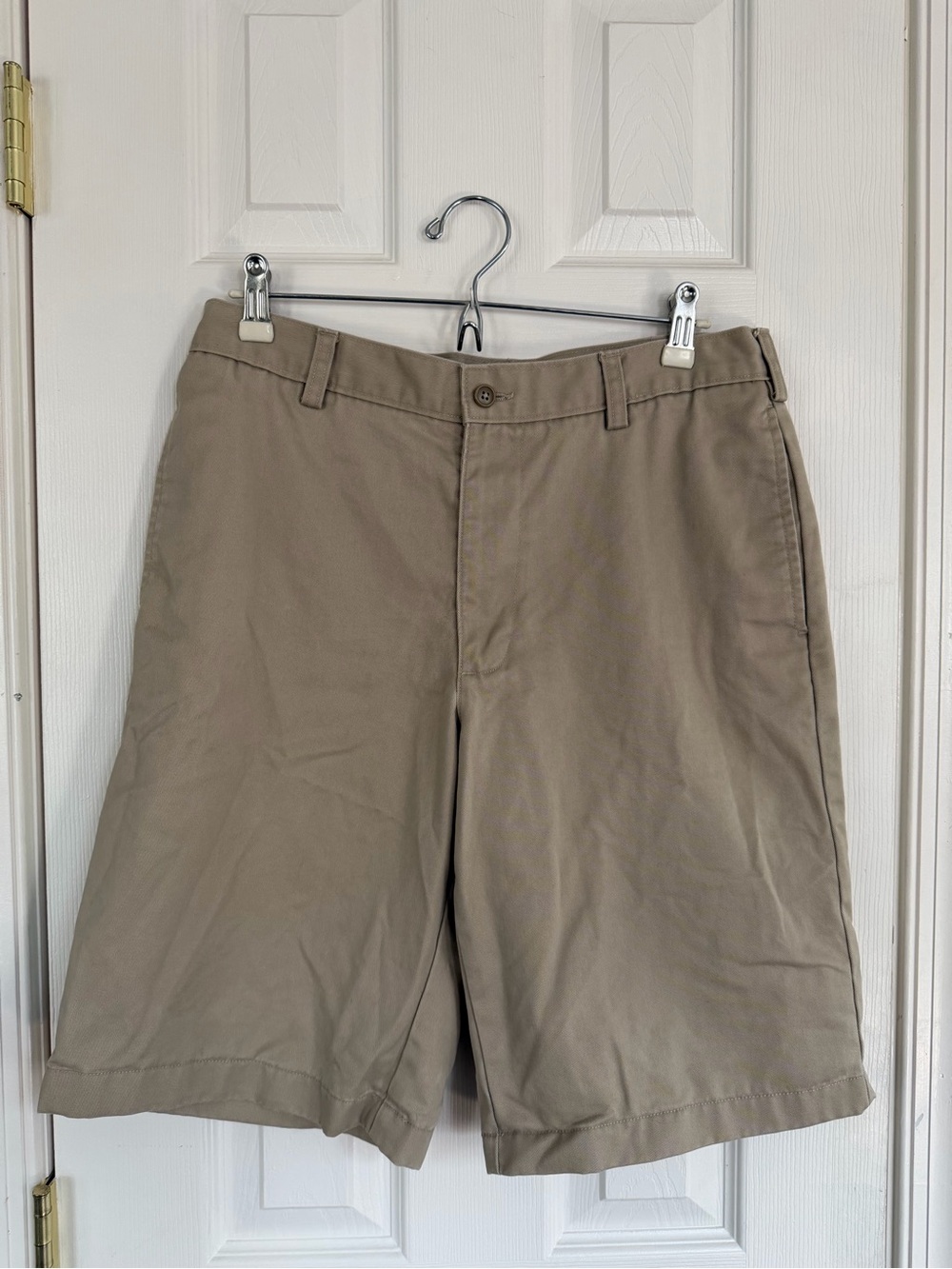 Land’s End Men's Khaki Cotton Shorts 31 preppy classic office